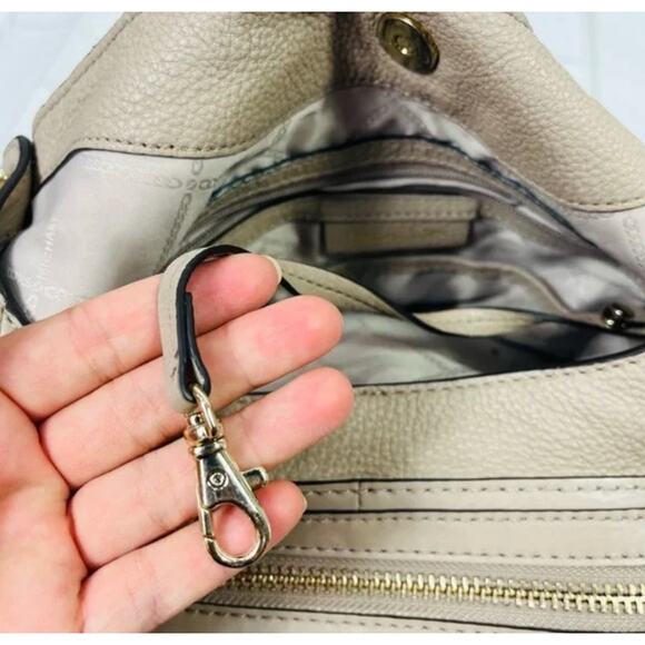 Michael Kors tan chained shoulder bag - Picture 13 of 15